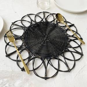 Placas de carga negras para eventos de boda, manteles individuales de ratán con colores personalizables y logotipo - Product Image 2