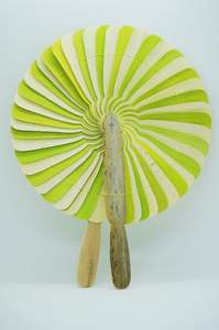 Abanico de mano de hoja de palma de coco, Material de hoja Natural hecho a mano, Decoración de mesa de recuerdo de fiesta de refrigeración ecológica rústica de Vietnam - Product Image 4