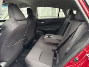 Toyota Venza LE d'occasion propre 2023 - Product Image 6