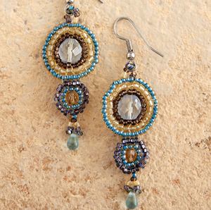 Boucles d'oreilles brodées de perles, boucles d'oreilles personnalisées multi-perles, bijoux de fête pour femmes au meilleur prix, boucles d'oreilles à perles - Product Image 3