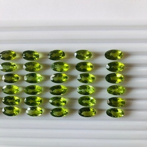 Peridot Green IGI Certified Natural Oval Cut AAA Quality 300,00 Cts Gemstone - Product Image 5