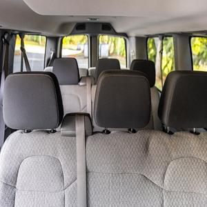 Alerte Offre Exceptionnelle! Superbe fourgonnette de luxe noire GMC Savana G2500 LT 4x4 6.0 L V8 Power 4WD 2019 - Product Image 4