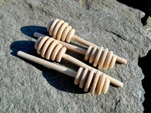 Cucharón de miel de madera para tarro de miel, utensilio de cocina con mango de agarre cómodo para rociar fácilmente - Product Image 4