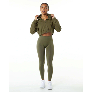 Top Corto con Capucha y Cremallera para Mujer, Personalizado, Ecológico, de Secado Rápido y Transpirable, con Opciones de Logotipo/Talla/Color para Invierno - Product Image 2