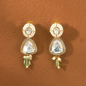 Boucle d'oreille classique Kundan artificielle avec exportateur de bijoux de mode plaqué or en Inde - Product Image 1