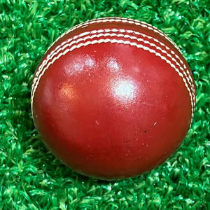 Bolas duras de cuero para partidos de Cricket de la mejor calidad personalizadas/Bolas duras de Cricket de cuero profesional más vendidas a la venta - Product Image 1