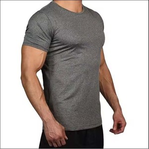 Hommes Gym Fitness à manches courtes col rond t-shirt coton respirant High Street Style été porter hommes chemises de qualité supérieure - Product Image 4