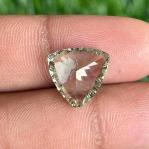 Directement de l'Inde Fabricant Améthyste verte naturelle Concav Cut Trillion de pierres précieuses en vrac polies pour la fabrication de bijoux - Product Image 4