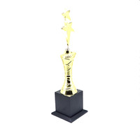 Trophées en métal et cristal gravés sur mesure de qualité supérieure pour la reconnaissance des employés et les événements d'entreprise – Modèle Regal