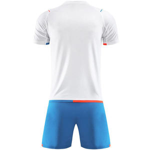 Uniformes de fútbol transpirables y cómodos de servicio OEM, ropa de equipo de nuevo diseño fabricada en Pakistán - Product Image 3