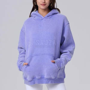 Sudadera con capucha de lavado ácido para mujer diseñada para brindar suavidad y calidez con una textura lavada única - Product Image 4
