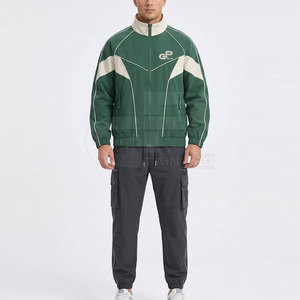 ชุดวอร์มผู้ชายสไตล์เรโทรสำหรับฤดูร้อนและกิจกรรมกลางแจ้ง ผ้าเนื้อนุ่ม ใส่สบายทรงหลวม - Product Image 3