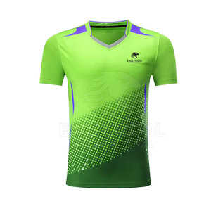 Vêtements d'équipe en gros pour adultes, uniforme de tennis, logo personnalisé imprimé sur le devant, 100% polyester, évacuation de l'humidité, prix d'équipe personnalisé bon marché - Product Image 3