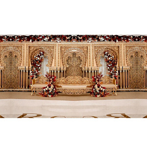 Cadre de scène en bois de style moghol pour Nikaah, avec fond en miroir argenté, cadre de scène en bois artisanal, Australie - Product Image 4
