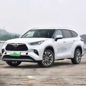 Toyota Highlander hybride, SUV grande capacité - Product Image 4