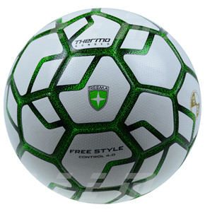 ชิ้นส่วน PU นุ่มสำหรับลูกบอลประสิทธิภาพสูงควบคุมได้อย่างน่าทึ่งฟรีสไตล์ UK ดีไซน์ไม่เหมือนใครเหมาะสำหรับการเล่นกล - Product Image 2