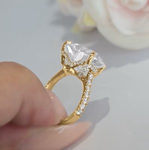 แหวนหมั้นเพชรรูปหัวใจ9กะรัตขนาดใหญ่ได้รับการรับรองจากอีจีไอสำหรับผู้ใหญ่แหวนหมั้นเพชรสีขาวทอง14K แหวนเพชรสำหรับปลูกในห้องปฏิบัติการ - Product Image 6