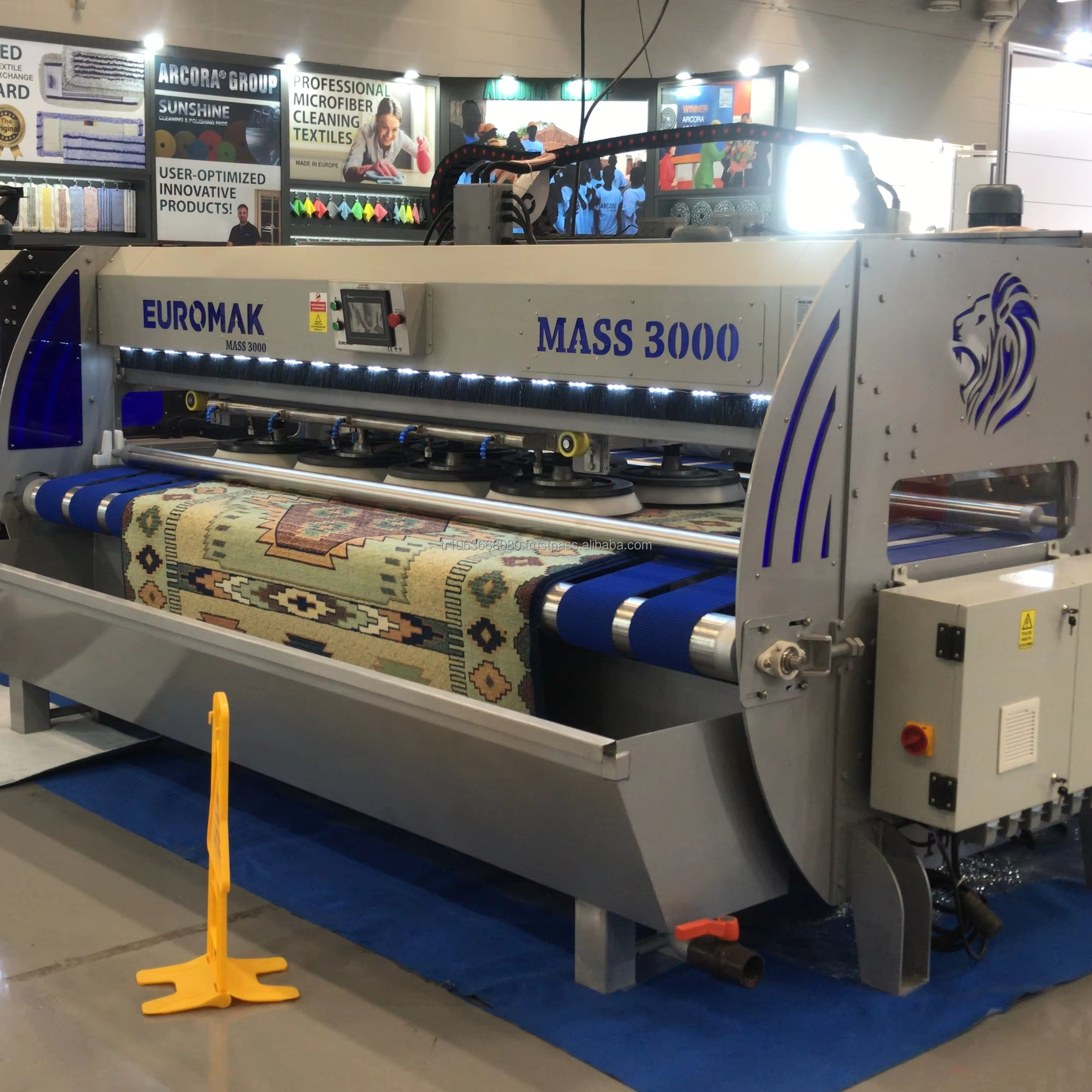 Hochwertige Industrielle Automatische Teppichwaschmaschine MASS 3000 Mit 8 Scheibenbürsten| Alibaba.com