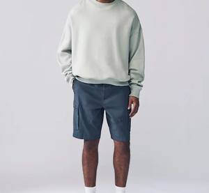 Pantalones cortos de gimnasio para correr para hombre con logotipo personalizado al por mayor, ropa de verano de estilo cómodo para correr y arruinar la ropa de color sólido con múltiples bolsillos - Product Image 6