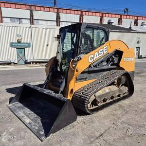 Cargadora Compacta de Servicio Pesado TV370B con Cucharón Versátil, Confort del Operador, Movimiento de Tierras Compacto, en Venta - Product Image 1