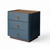Table de chevet moderne en placage de noyer avec revêtement en cuir de selle, 3 tiroirs, design minimaliste pour chambre à coucher, salon, hôtel