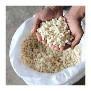 DE Wholesale <b>Soap</b> Noodles 80:20 CAS 61789-31-9 Granules Detergent Raw Material RCOONa <b>Washing</b> <b>Soap</b> Noodles Toilet <b>Soap</b> Noodles - Product Image 5