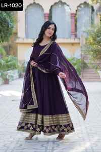 Las mujeres más hermosas usan vestidos Anarkali con bordado de secuencia Trabajo Anarkali Maxi vestido con borde de encaje Faux Blooming Dupatta - Product Image 3