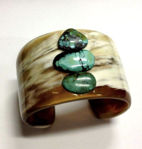 Brazalete de Moda de Cuerno de Búfalo Hecho a Mano de Lujo para Niñas, Joyería Personalizada de Estilo Nuevo, Talla Grande - Product Image 3