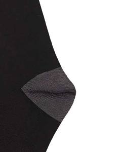 Chaussettes tendance de créateur Chaussettes unisexes de sport de qualité supérieure de différentes couleurs Chaussettes anti-odeurs Nouveau imprimé élastique - Product Image 6