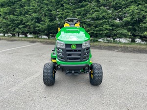 Cortacésped John For Deere X117R usado de alta calidad a la venta - Product Image 3