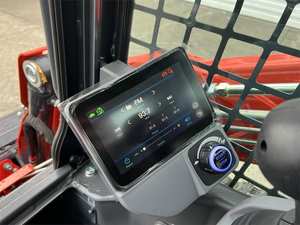 อะไหล่เครื่องยนต์ ปั๊ม และส่วนประกอบหลักของรถตักขนาดเล็ก Kubota SVL75-3 รุ่นปี 2025 แบบดีเซล ขับเคลื่อนด้วยสายพาน - Product Image 2