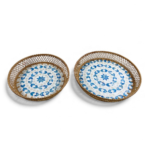 Bandeja Redonda de Nácar con Borde de Ratán para Servir Comida, Exhibición en Mesa y Decoración del Hogar, de Vietnam - Product Image 4