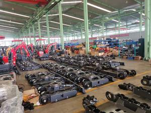 La mini excavatrice TW-40 est relativement facile à utiliser et est utilisée dans des espaces tels que les vergers et les jardins - Product Image 2