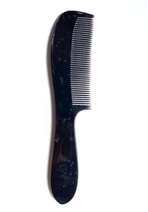 Peigne en corne de bois classique à la mode Outil de démêlage doux unique pour les cuirs chevelus sensibles et les cheveux bouclés pour la décoration de la maison ou du salon - Product Image 3