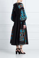 Robe longue élégante pour femmes Robe décontractée pour femmes OEM Wholesale Collection Ladies Ukrainian Embroidery Long Sleeve Dress for Women