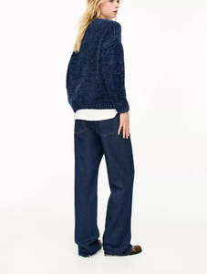 เสื้อสเวตเตอร์ผู้หญิงสีพื้นทรงปกติ สวมใส่สบาย ระบายอากาศได้ดี แห้งเร็ว คุณภาพสูง กำลังเป็นที่นิยมในปี 2025 รับผลิตแบบ OEM พร้อมสกรีนโลโก้ - Product Image 2