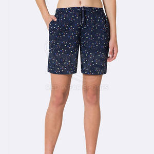 Pantalones cortos transpirables para mujer al por mayor, pantalones cortos personalizados para mujer de color sólido de último estilo - Product Image 3