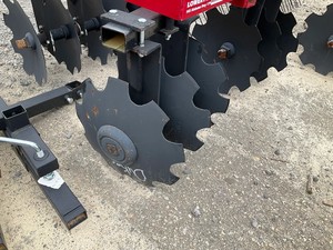 Disque à herbes LMC de 4' - 1218SBLMC - Cultivateur agricole à haute pression alimenté par un tracteur - Composants principaux du réservoir sous pression - Garantie de 3 ans pour les rapports - Product Image 5