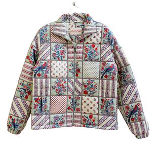 Chaqueta Acolchada de Lona Transpirable con Capucha Unisex, Cuello Mandarín, Bordado y Patchwork, Personalizada, de Poliéster/Nylon, Fabricada por OEM - Product Image 1