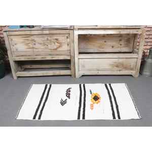 Alfombra Vintage de 2x3.6 pies, Alfombra Turca Pequeña, Alfombra Blanca con Estampado Animal - Product Image 2