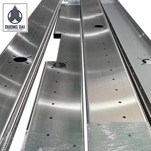 Mecanizado de doblado CNC personalizado de alta precisión Fabricación de chapa de acero inoxidable Componentes torneados Fabricante personalizado - Product Image 4