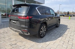 Increíble <span class=keywords><strong>Lexus</strong></span> <span class=keywords><strong>LX</strong></span>-<span class=keywords><strong>600</strong></span> negro 2024, autos usados con asientos <span class=keywords><strong>de</strong></span> cuero, techo corredizo, SUV, camioneta con el mejor <span class=keywords><strong>precio</strong></span>, auto <span class=keywords><strong>de</strong></span> calidad, lujo. - Product Image 3
