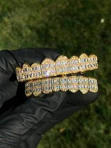 Grilles dentaires en or jaune véritable 14 carats de luxe 2024, style vintage, grillz personnalisés plaqués or pour hommes - Product Image 5