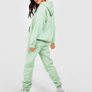 Ensemble de survêtement décontracté pour femmes, à capuche, couleur personnalisée, jogging, coton/polyester, de haute qualité, fabriqué en usine, nouveau design - Product Image 2