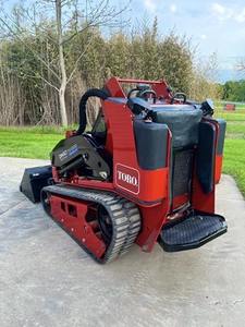 รถตักล้อยางขนาดเล็ก Kubota D1305 ปี 2018 รุ่น TX1000W พร้อมรางกว้าง - Product Image 4