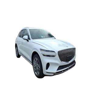 SUV ESTÁNDAR 2024 con Tracción en las Cuatro Ruedas, Motor de 4.1-6L, Transmisión Automática, 5 Asientos, Asientos de Cuero - Product Image 1