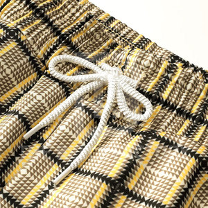 Chándal de invierno informal de nueva moda para hombre con capucha con cremallera personalizable y logotipo personalizable de rayas laterales hecho en Pakistán - Product Image 6