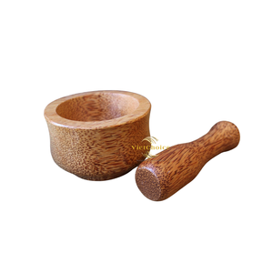 Mortero y pilón de madera de coco premium para triturar ajo, pimienta y hierbas - Product Image 3