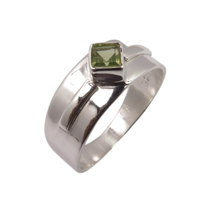 Sólido 925 plata esterlina peridoto Natural cabujón piedra preciosa anillo hecho a mano joyería plata esterlina 925 anillo estampado joyería - Product Image 1