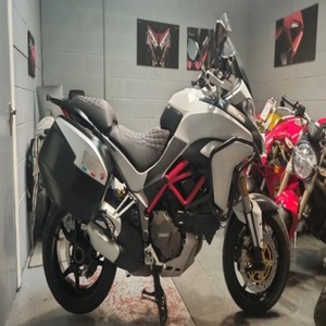 Prêt à rouler : Dernières Offres 2025 – Motos Sportives d'Occasion Ducati Multistrada 1200 S Touring 1198cc à Vendre - Product Image 1
